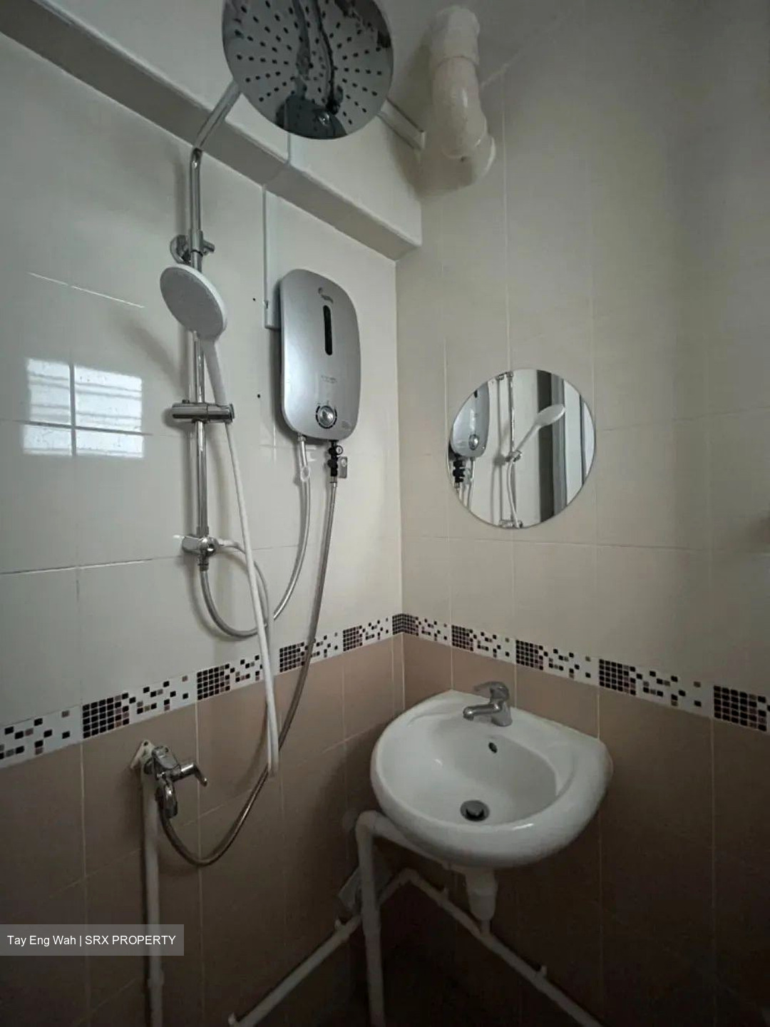 Blk 211 Jurong East Street 21 (Jurong East), HDB 3 Rooms #553675171